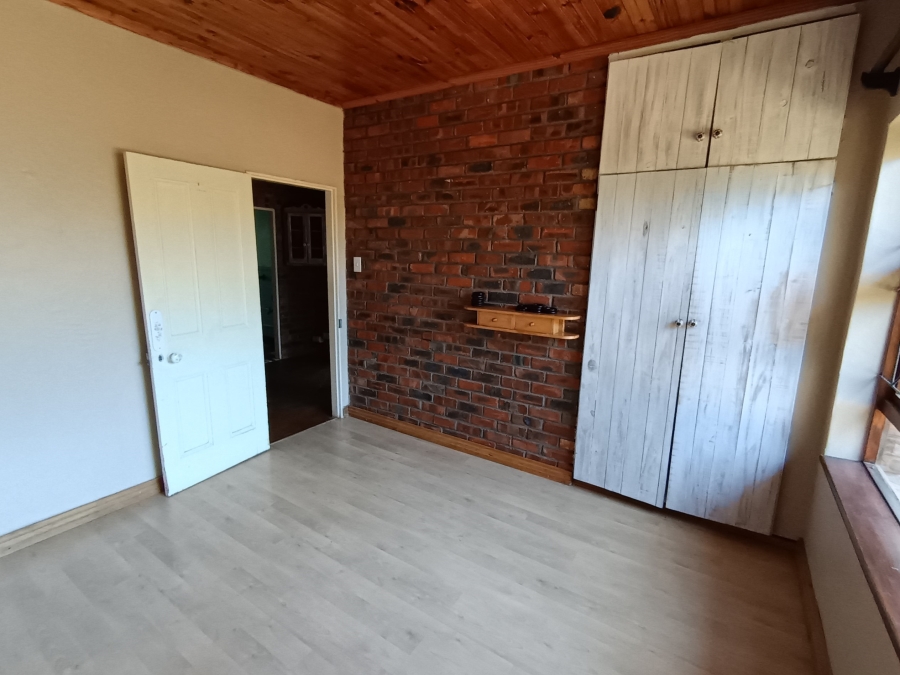4 Bedroom Property for Sale in C Place Eastern Cape
